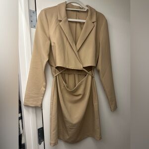 Abercrombie & Fitch Women's Tan Wrap Dress- New & Never Worn